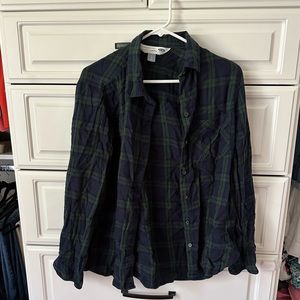 Old Navy navy and green flannel